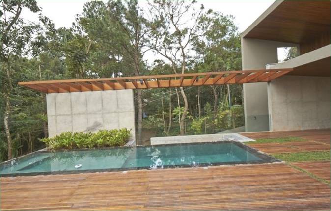 Poolterrassen på Bosque da Ribeira Residence i Brasilien