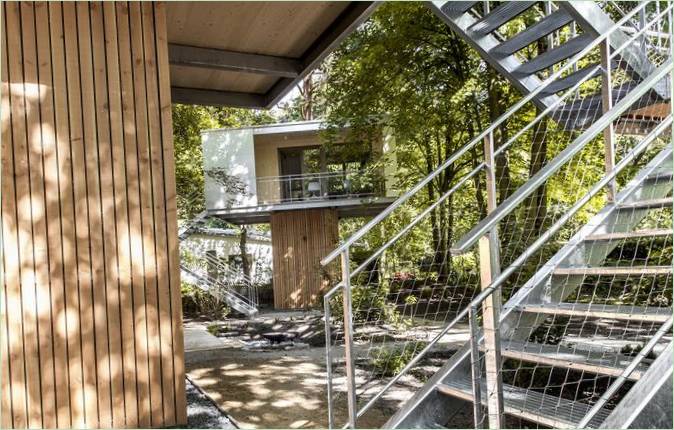Trappe design idé til et højt hus