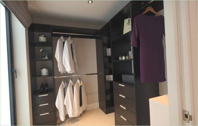 Garderobe i Mulberry Mews lejlighed