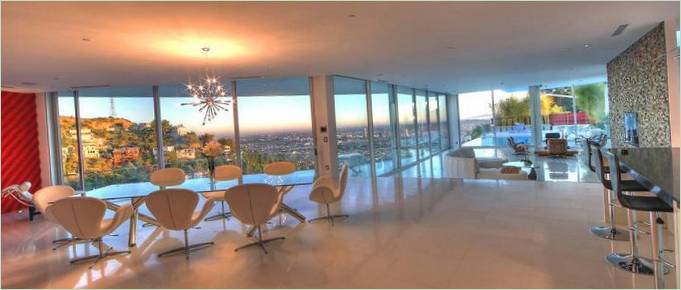 Moderne Hollywood Hills Residence Design