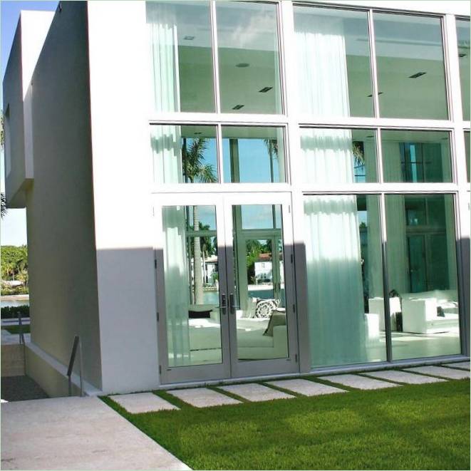 Den snehvide North Bay Residence i Miami Beach