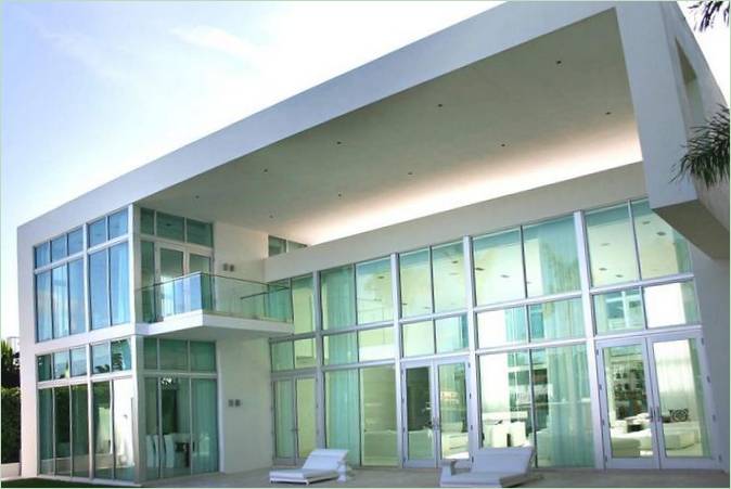 Den snehvide North Bay Residence i Miami Beach