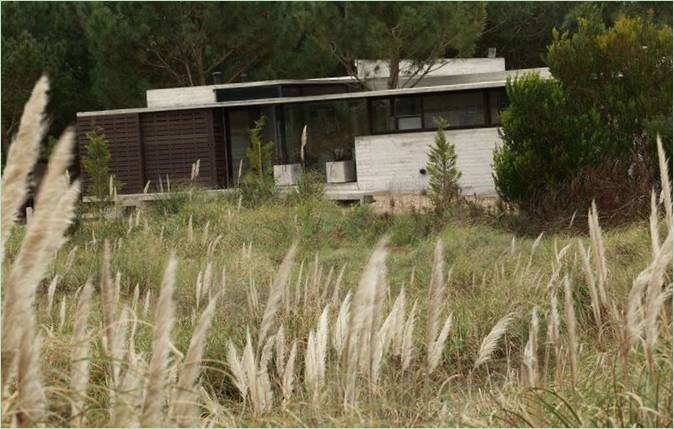 Design til en moderne bolig Carassale House af BAK Architects