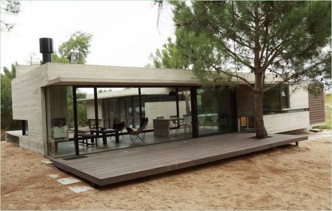 Designet af den moderne bolig Carassale House af BAK Architects design studio