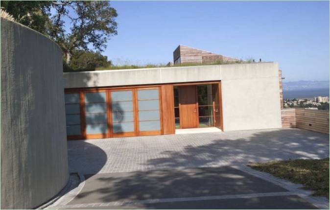 Residence Hillside design