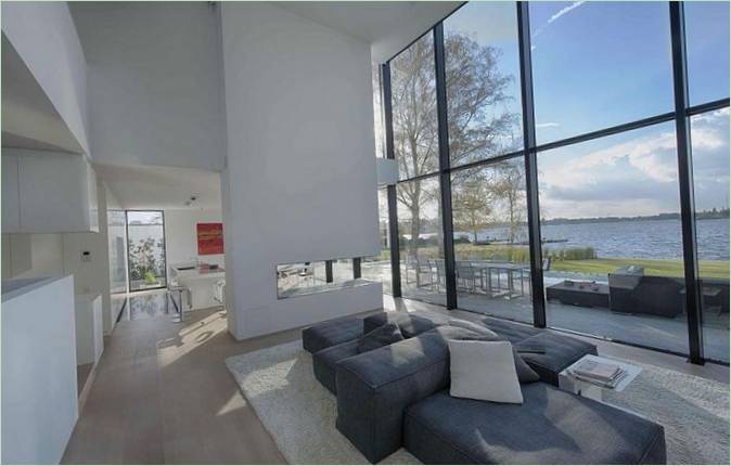 BBSC Architects indretning af et hus ved en sø i Belgien