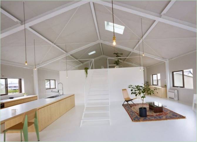 Hus i Yoro af Airhouse Design Office