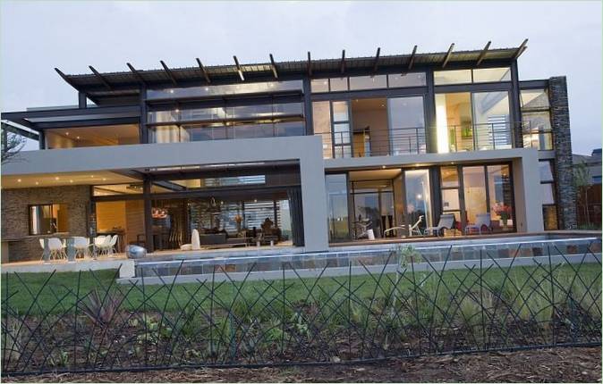 Design af gårdspladsen i House Serengeti