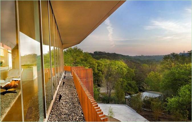 East Windzor Residence