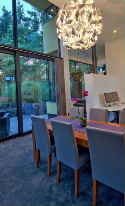 Spisestue i landhuset House A&J i Holland