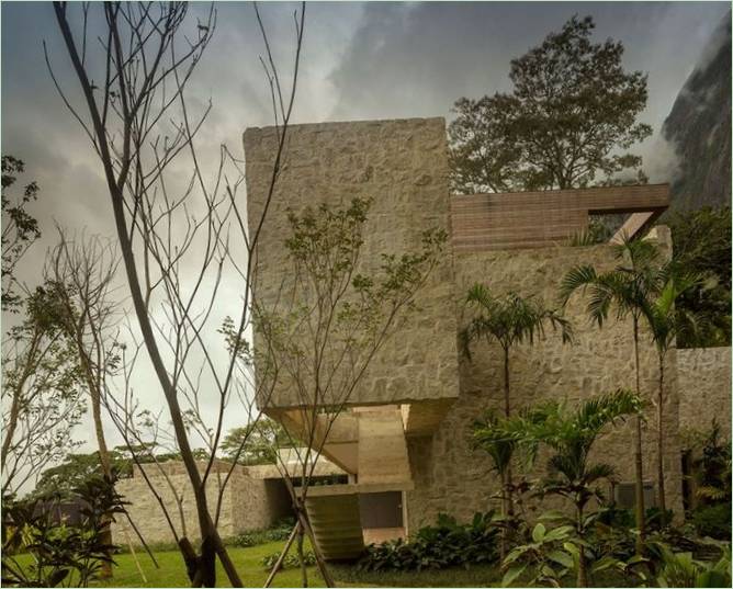 Landskabspleje af et AL-hus i Rio de Janeiro