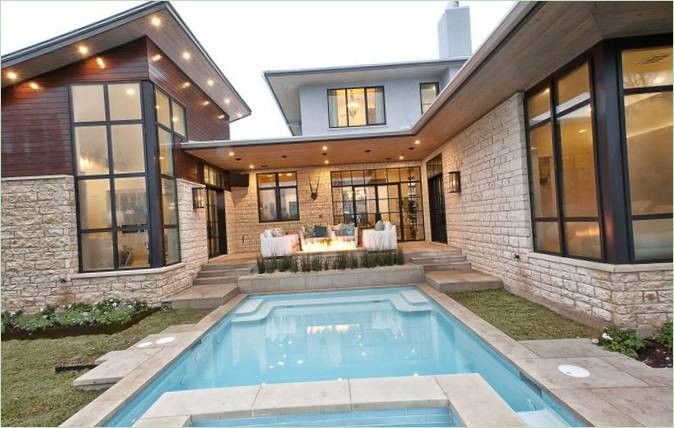 Baggård på Cat Mountain Residence i Texas