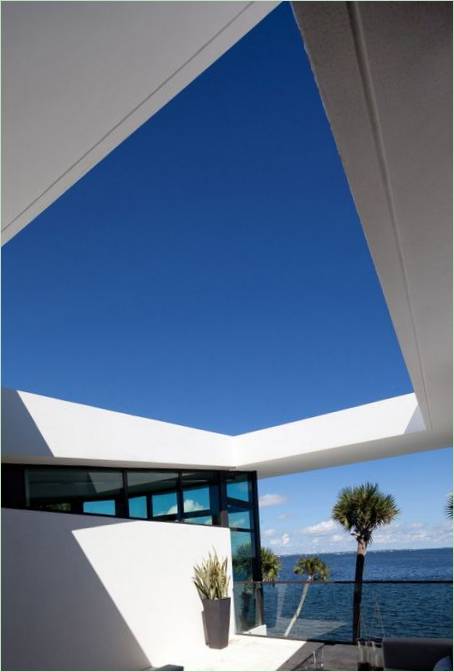 Coral Gables Residence af Touzet Studio, Miami, FL