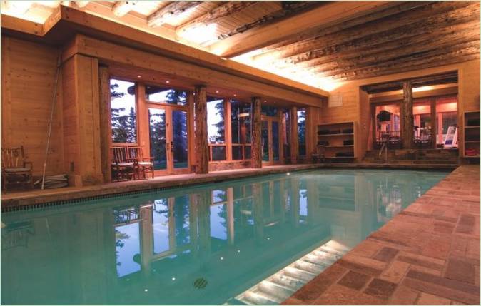 Indendørs swimmingpool på Huntsman Estate