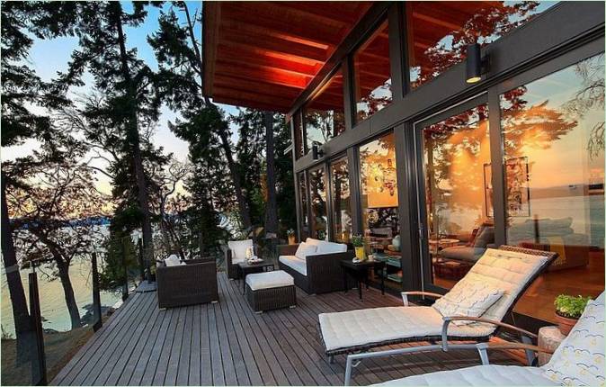 Aftenbelysning af Saturna Island Retreat