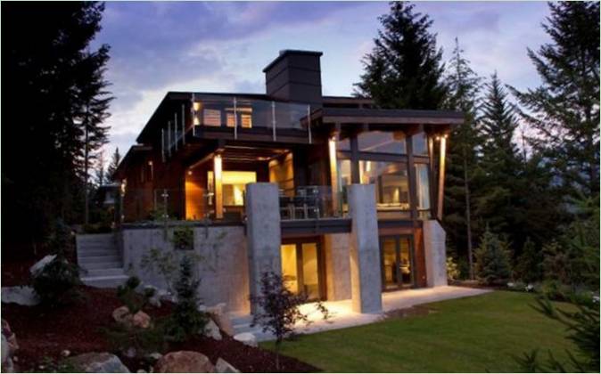 Compass Pointe House-projekt i bjergene