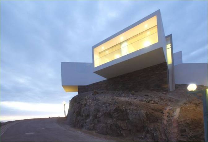 Moderne strandhus i Cerro Azul