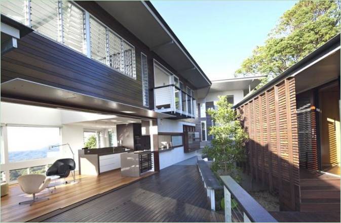 Trædækket på terrassen i Maleny House