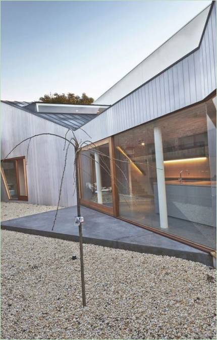 Træ i landskabet ved Bow House