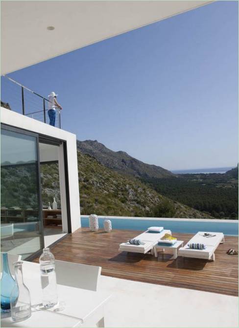 Terrasse med smuk panoramaudsigt over bjergene