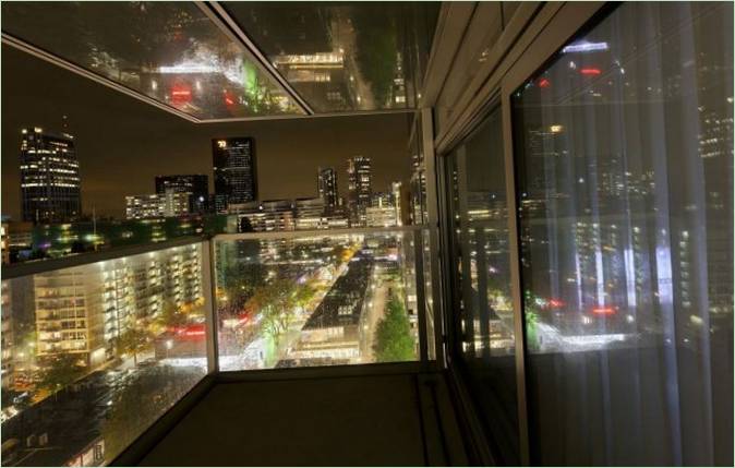 B' Tower, et boligtårn i glas i Rotterdam, Holland