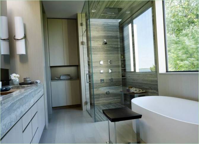 Moderne badeværelse design i et privat hjem