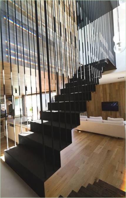 En trappe i moderne stil