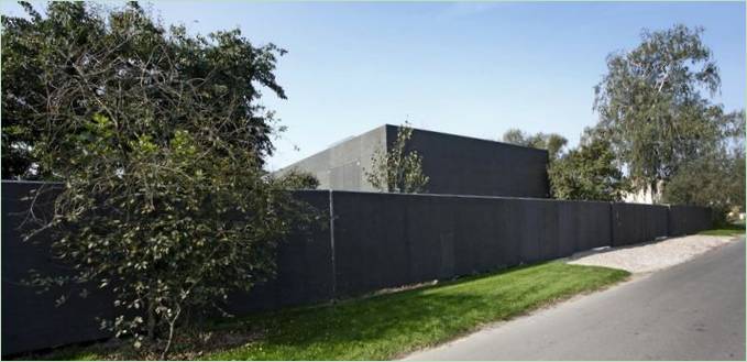 Mobilt hegn omkring huset i Polen