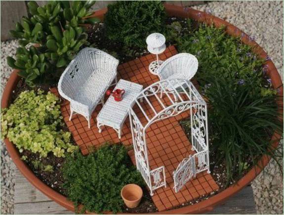 Mini-haven i en potteplante