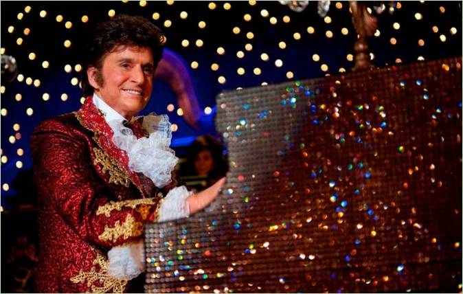 Et stillbillede fra filmen Behind the Candelabra