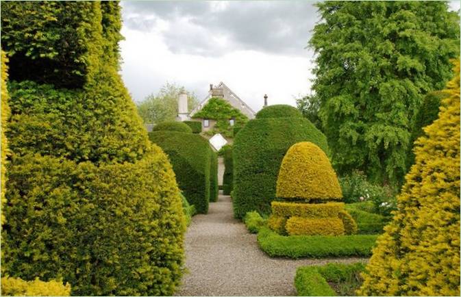 Floristiske skulpturer i Levenshall Garden