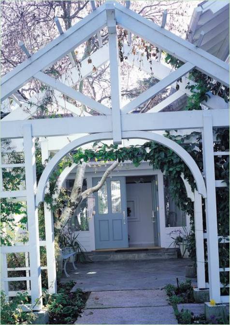 Originalt design ved indgangen til huset