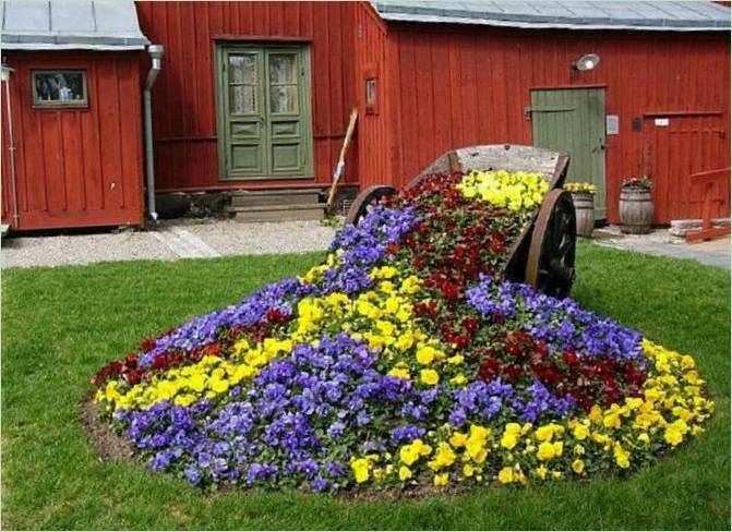 Original seng på grunden