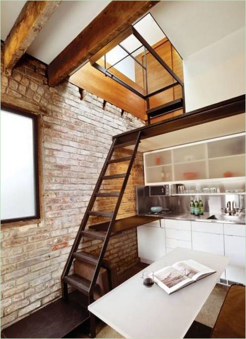 Moderne bolig fra et fyrrum i loftstil